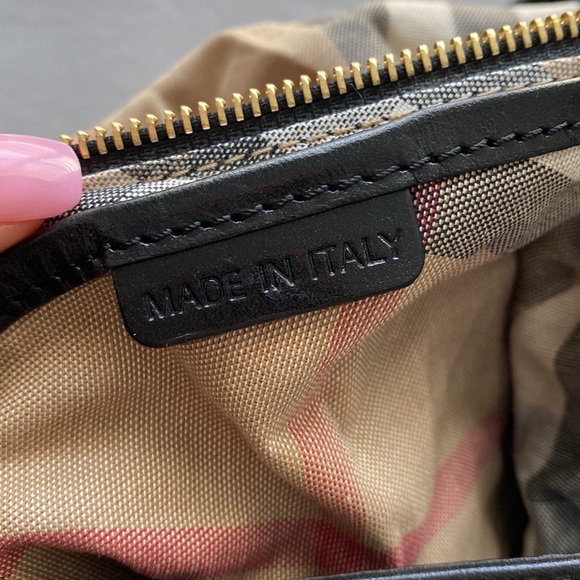 Burberry tote purse - Picture 6 of 6